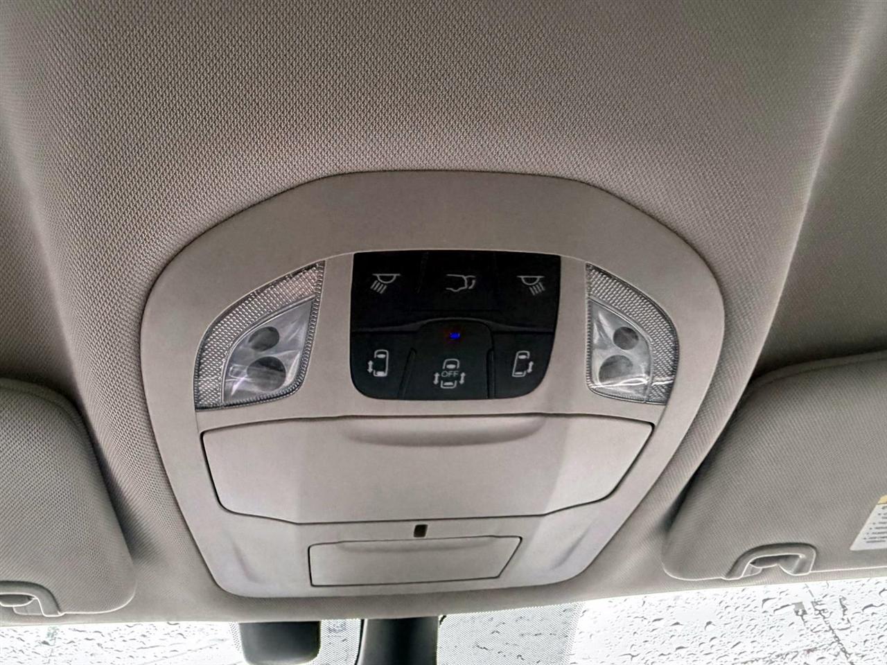 Chrysler Pacifica Touring L FWD 2022