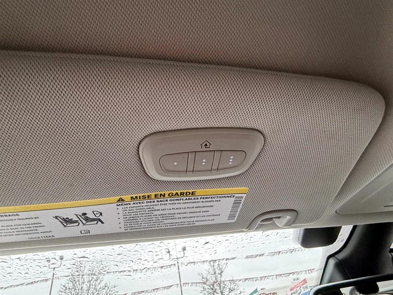 Chrysler Pacifica Touring L FWD 2022