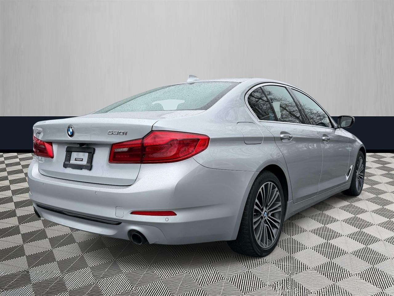 BMW 5 Series 530i xDrive Sedan 2018