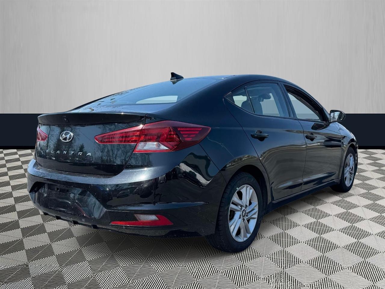 Hyundai Elantra SEL IVT SULEV 2020