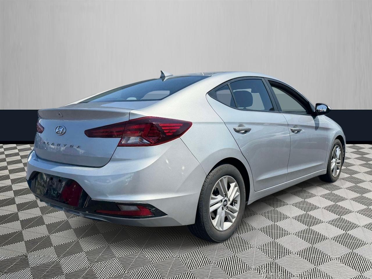 Hyundai Elantra SEL IVT SULEV 2020