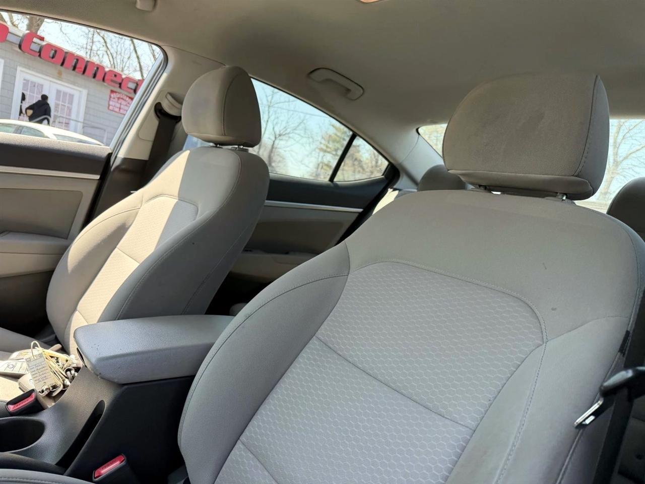 Hyundai Elantra SEL IVT SULEV 2020