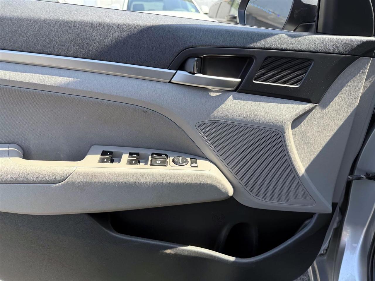 Hyundai Elantra SEL IVT SULEV 2020