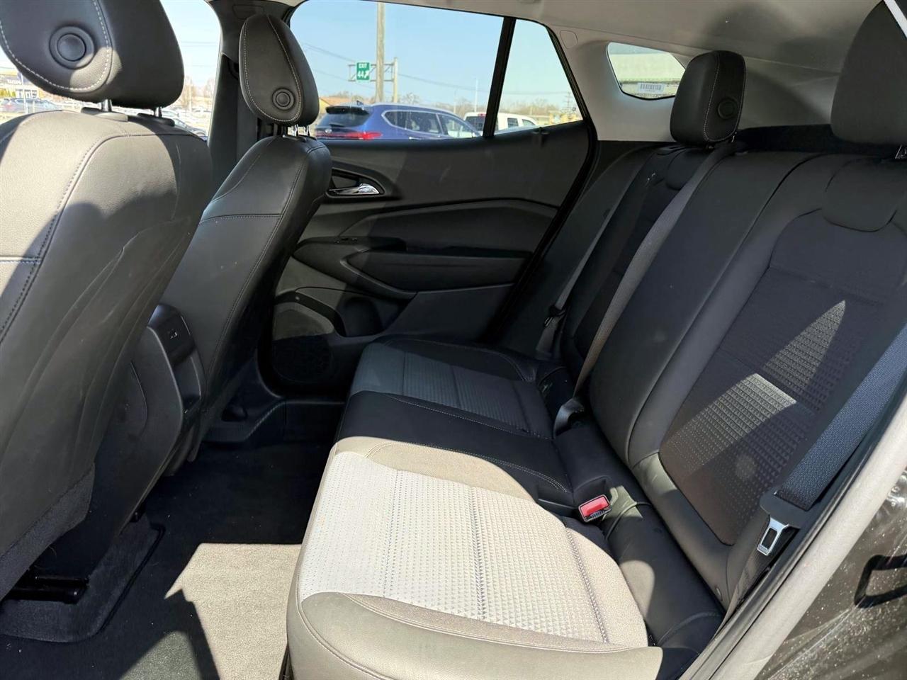 Chevrolet Trax FWD 4dr LT 2025