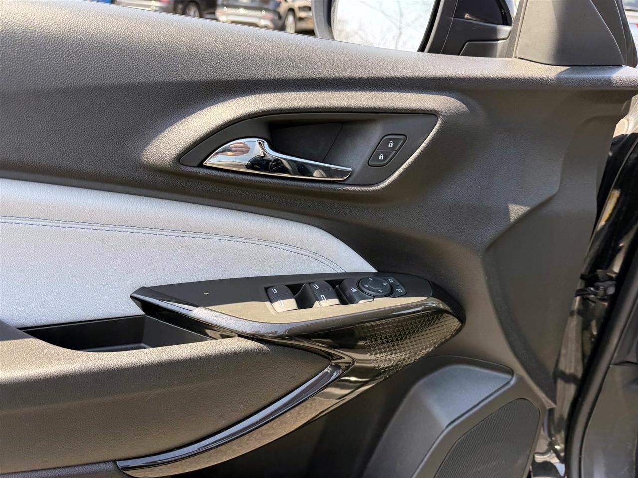 Chevrolet Trax FWD 4dr LT 2025