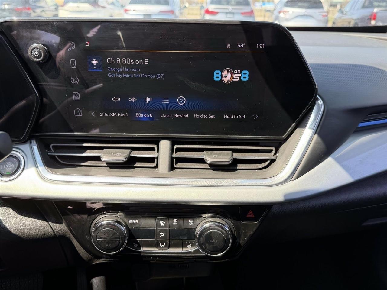 Chevrolet Trax FWD 4dr LT 2025