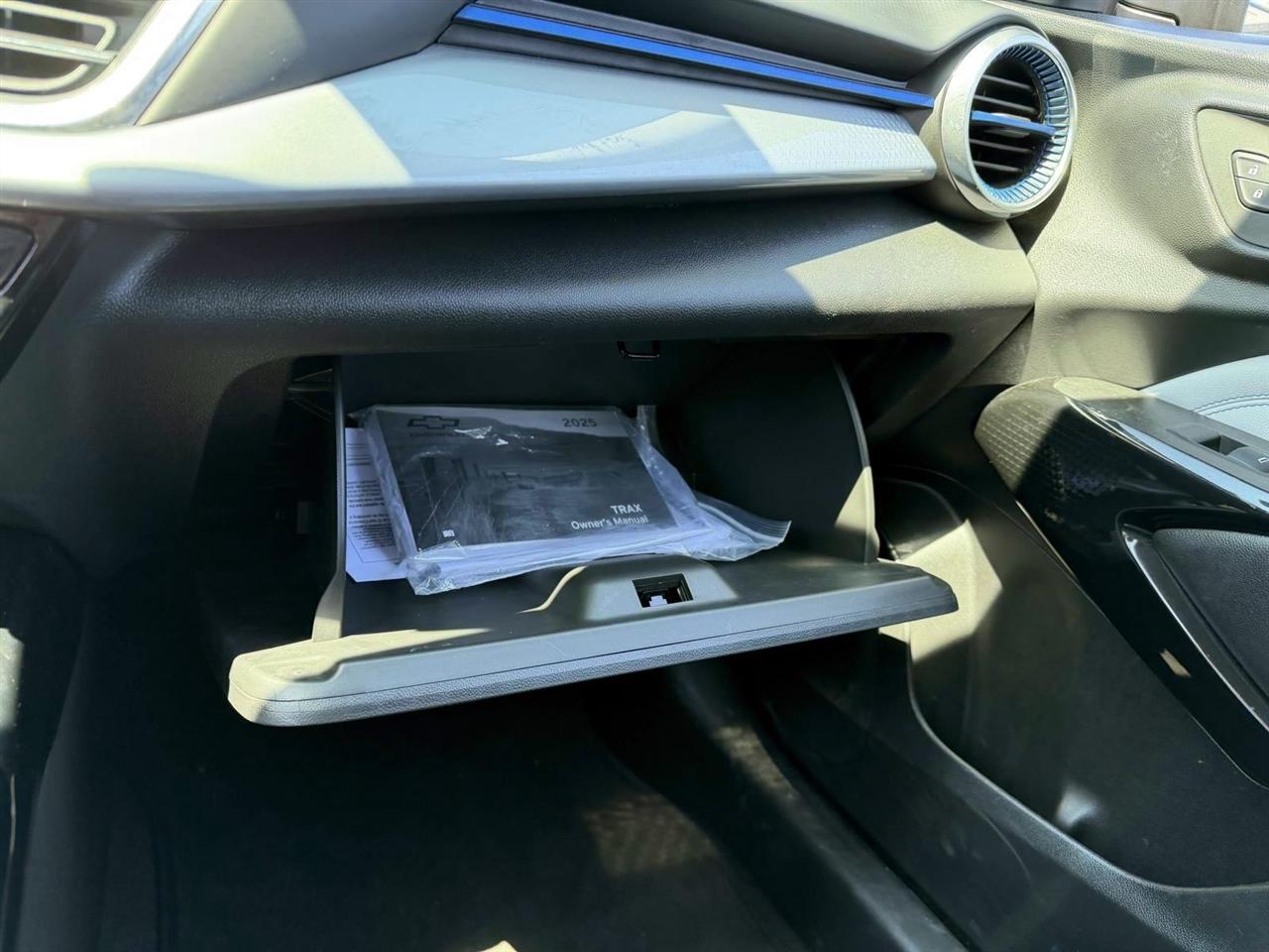 Chevrolet Trax FWD 4dr LT 2025