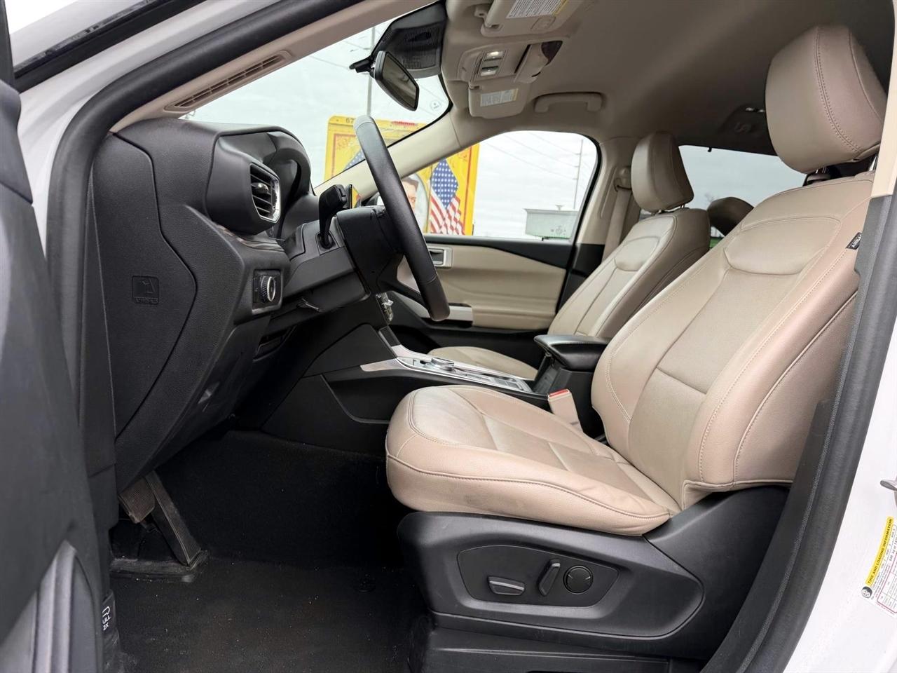 Ford Explorer Limited RWD 2023