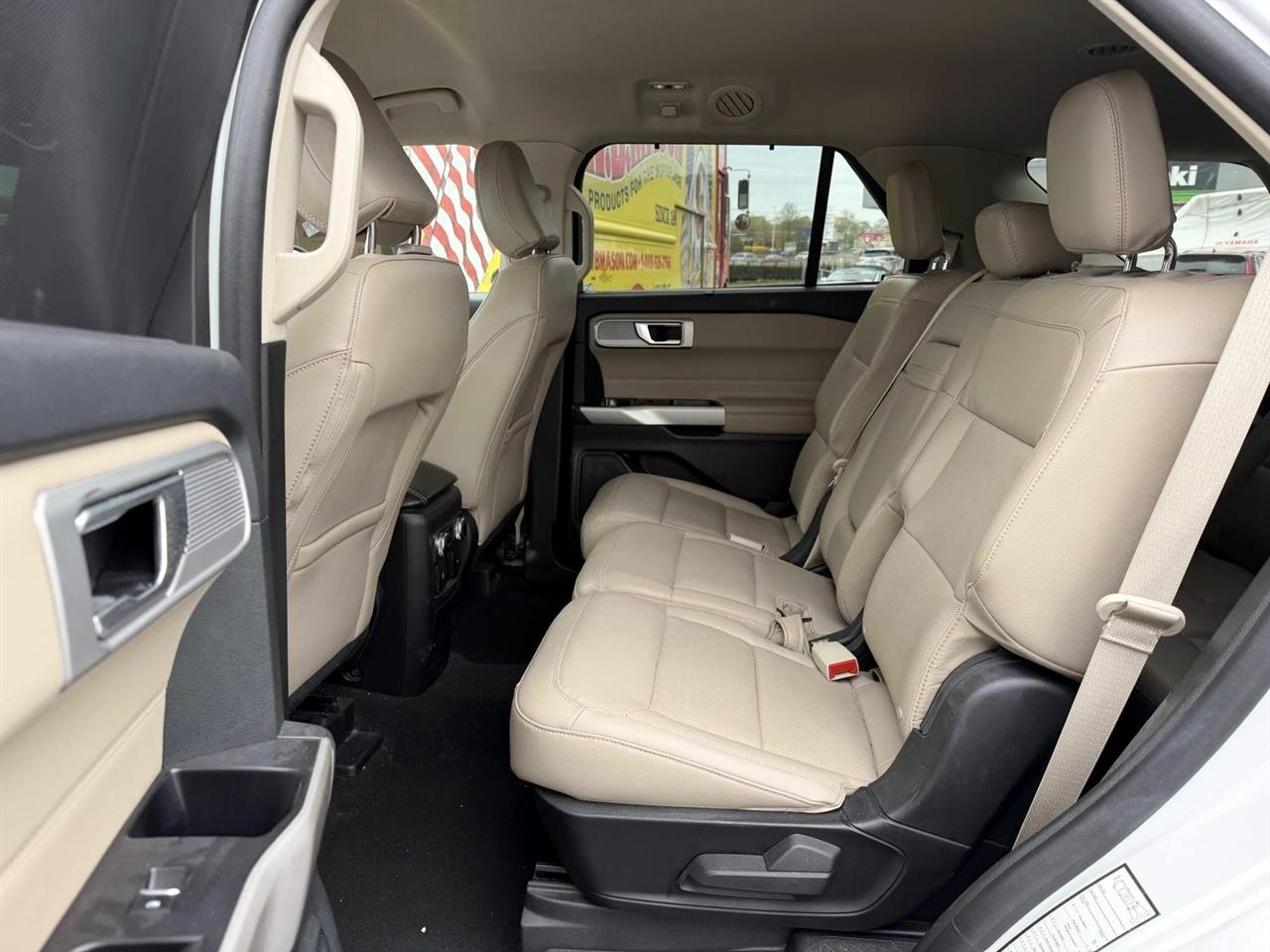 Ford Explorer Limited RWD 2023