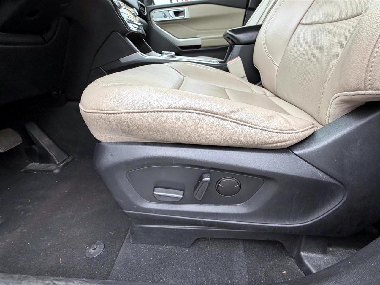 Ford Explorer Limited RWD 2023