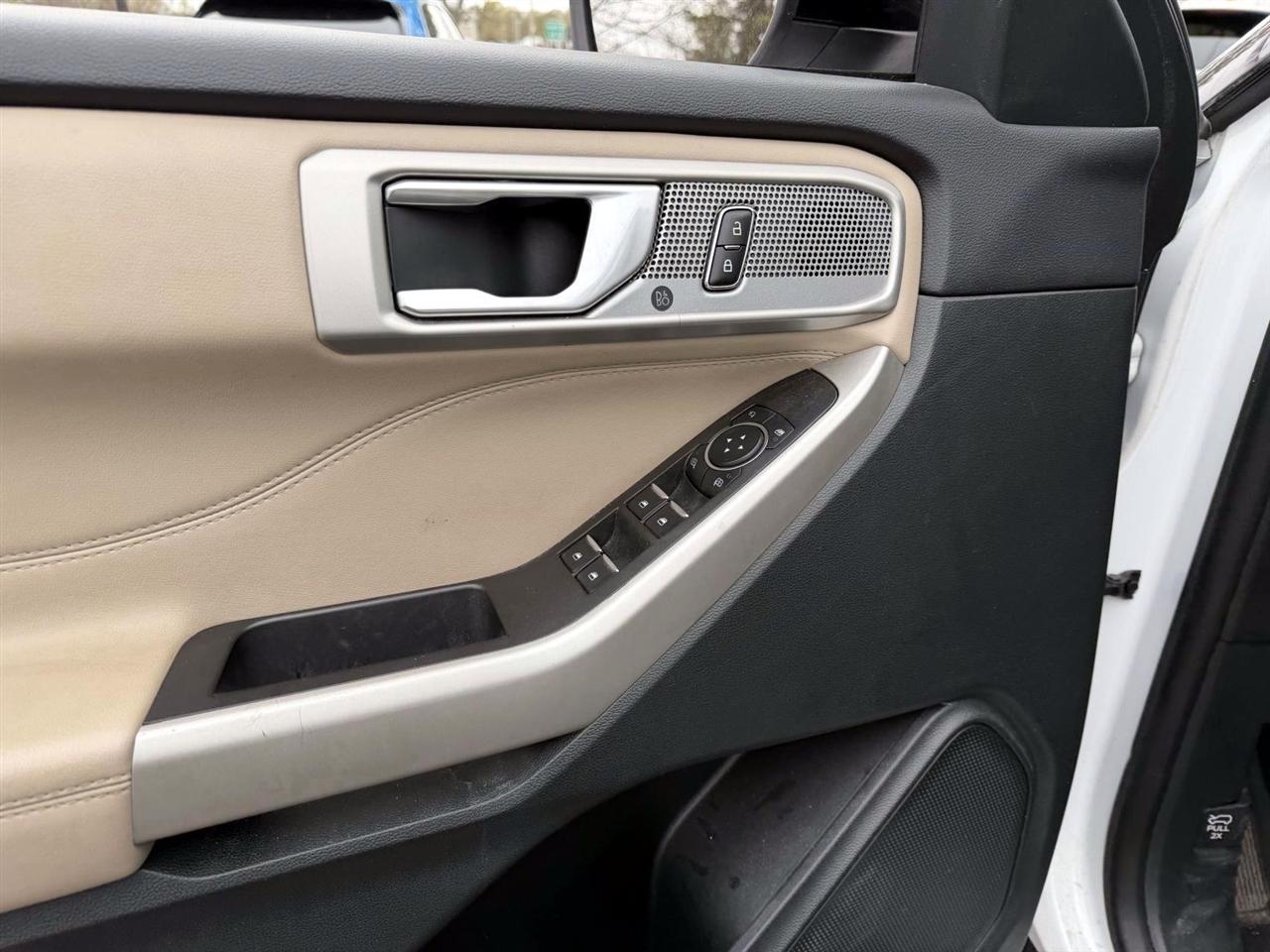 Ford Explorer Limited RWD 2023