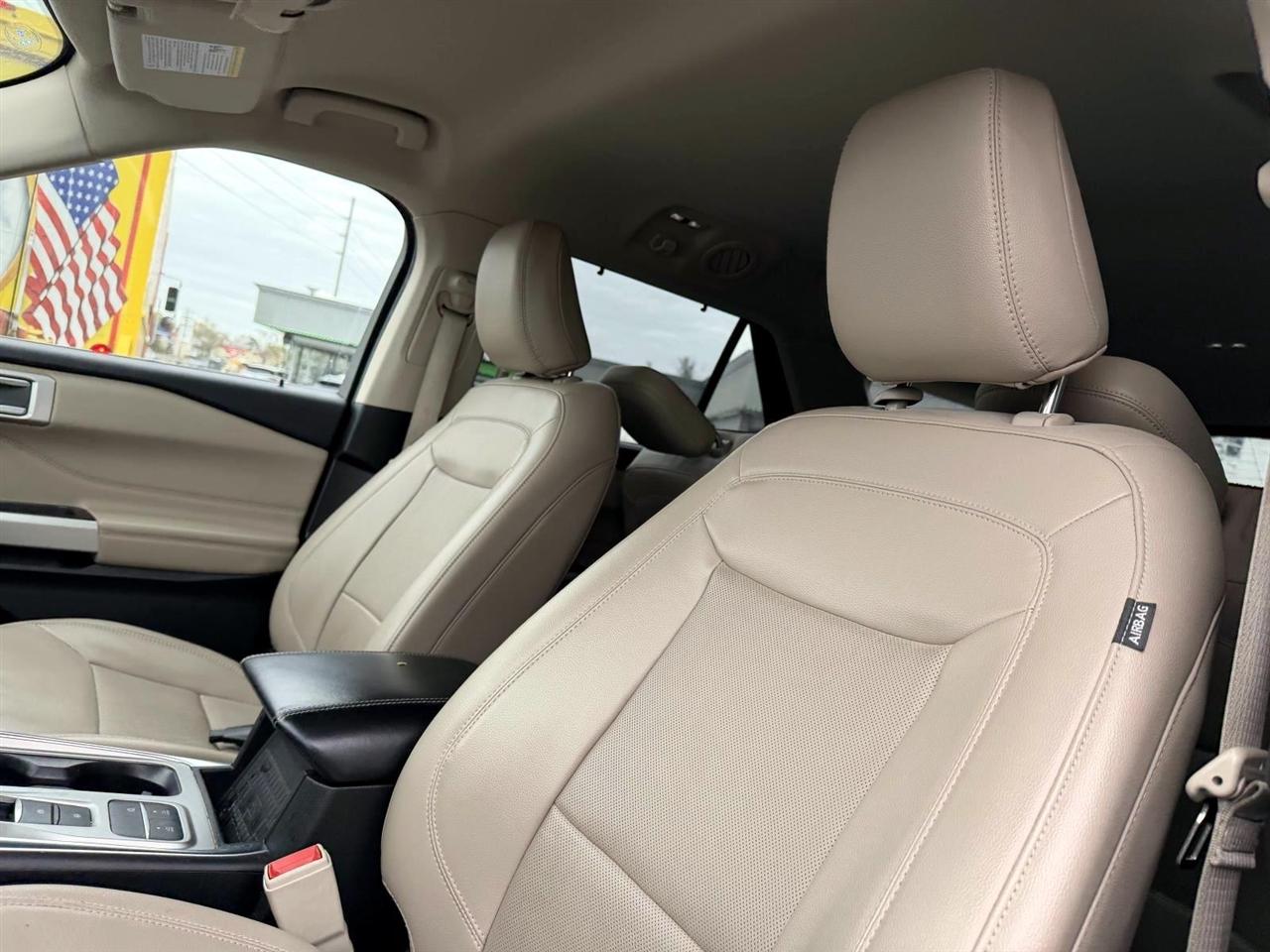 Ford Explorer Limited RWD 2023
