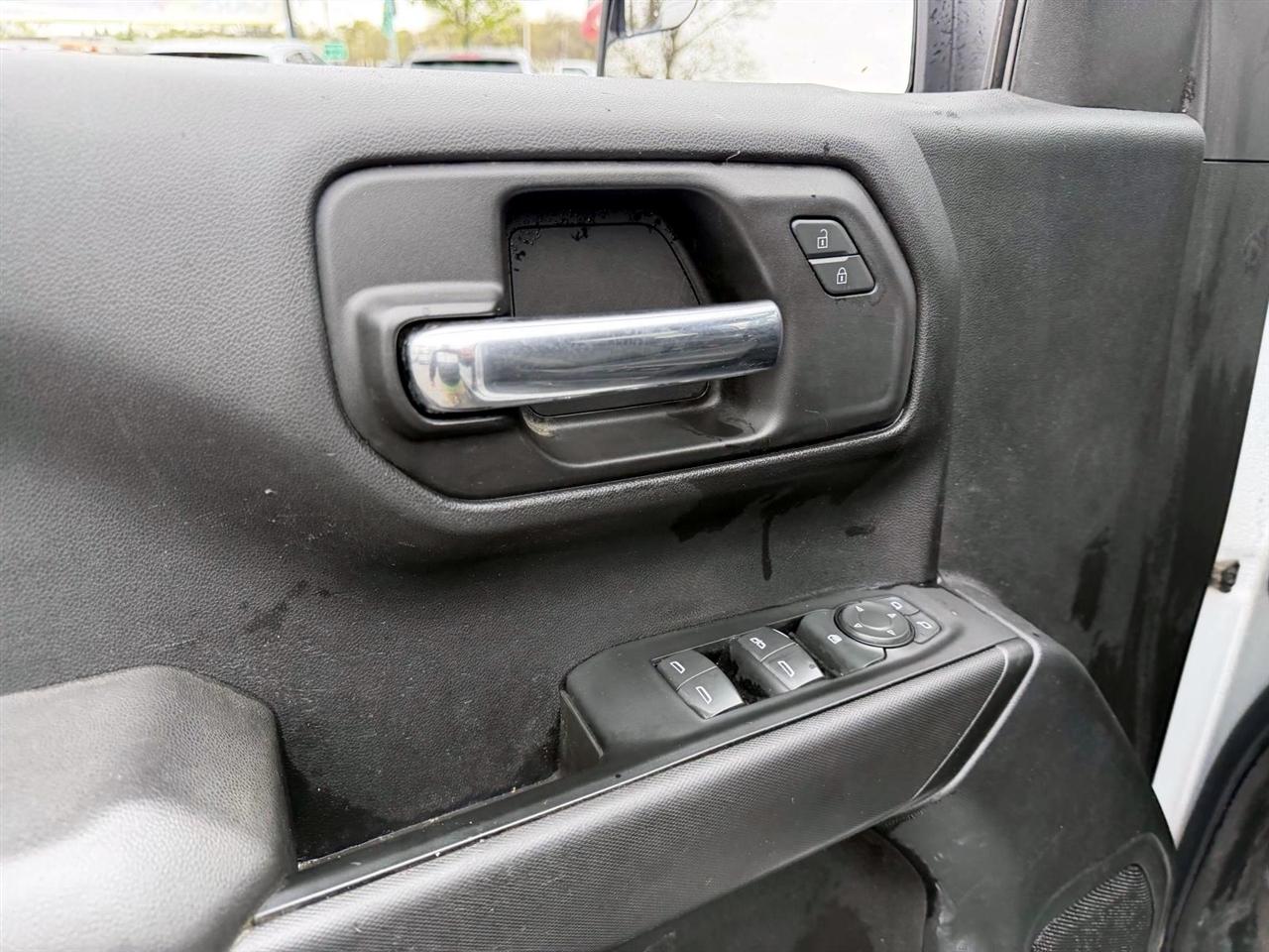 Chevrolet Silverado 1500 LTD 4WD Crew Cab 147" Custom 2022