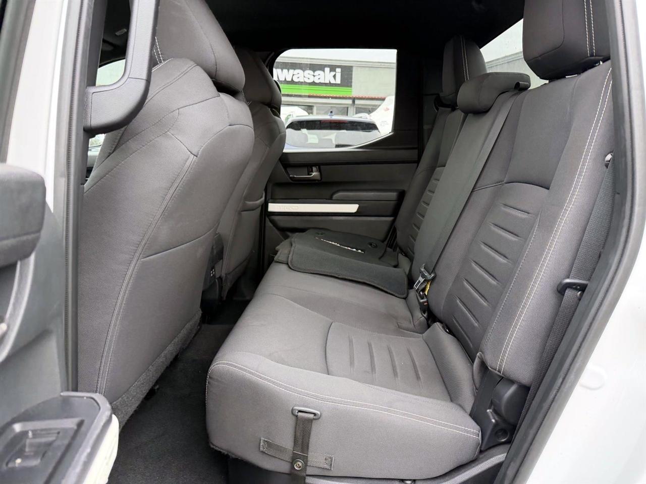 Toyota Tacoma 4WD TRD Off Road Double Cab 5' Bed MT (Natl) 2024