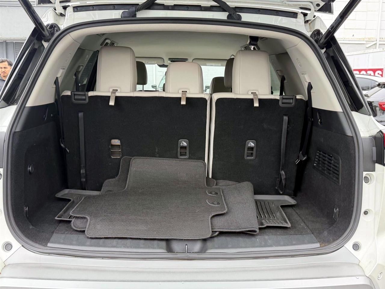 Nissan Pathfinder SL 4WD 2022