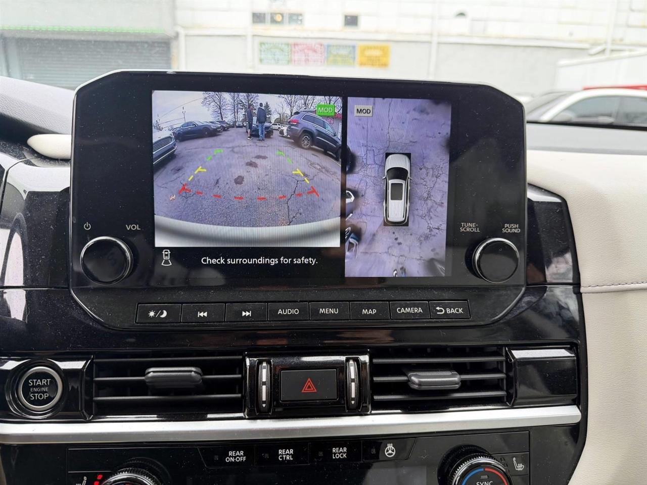 Nissan Pathfinder SL 4WD 2022