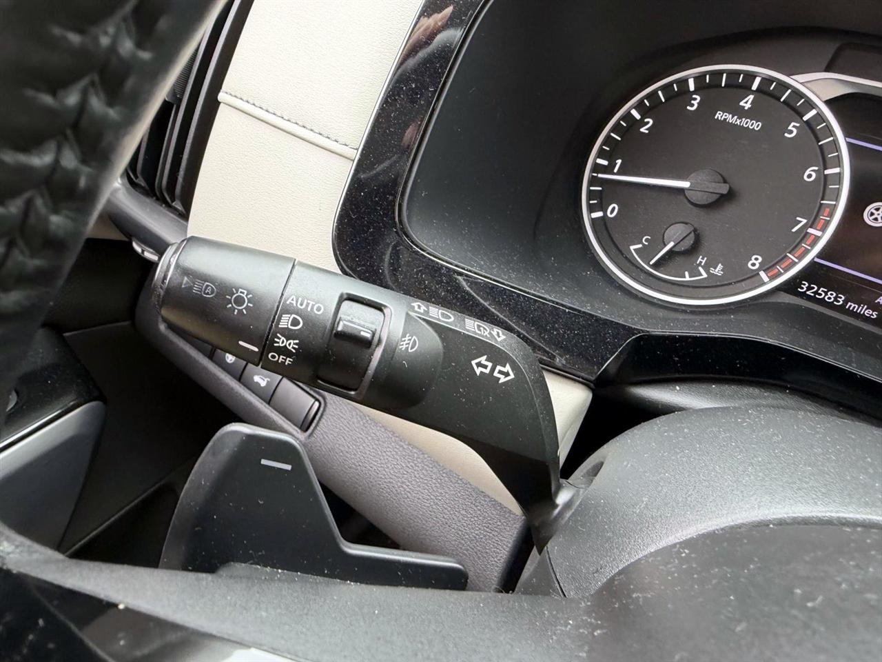 Nissan Pathfinder SL 4WD 2022