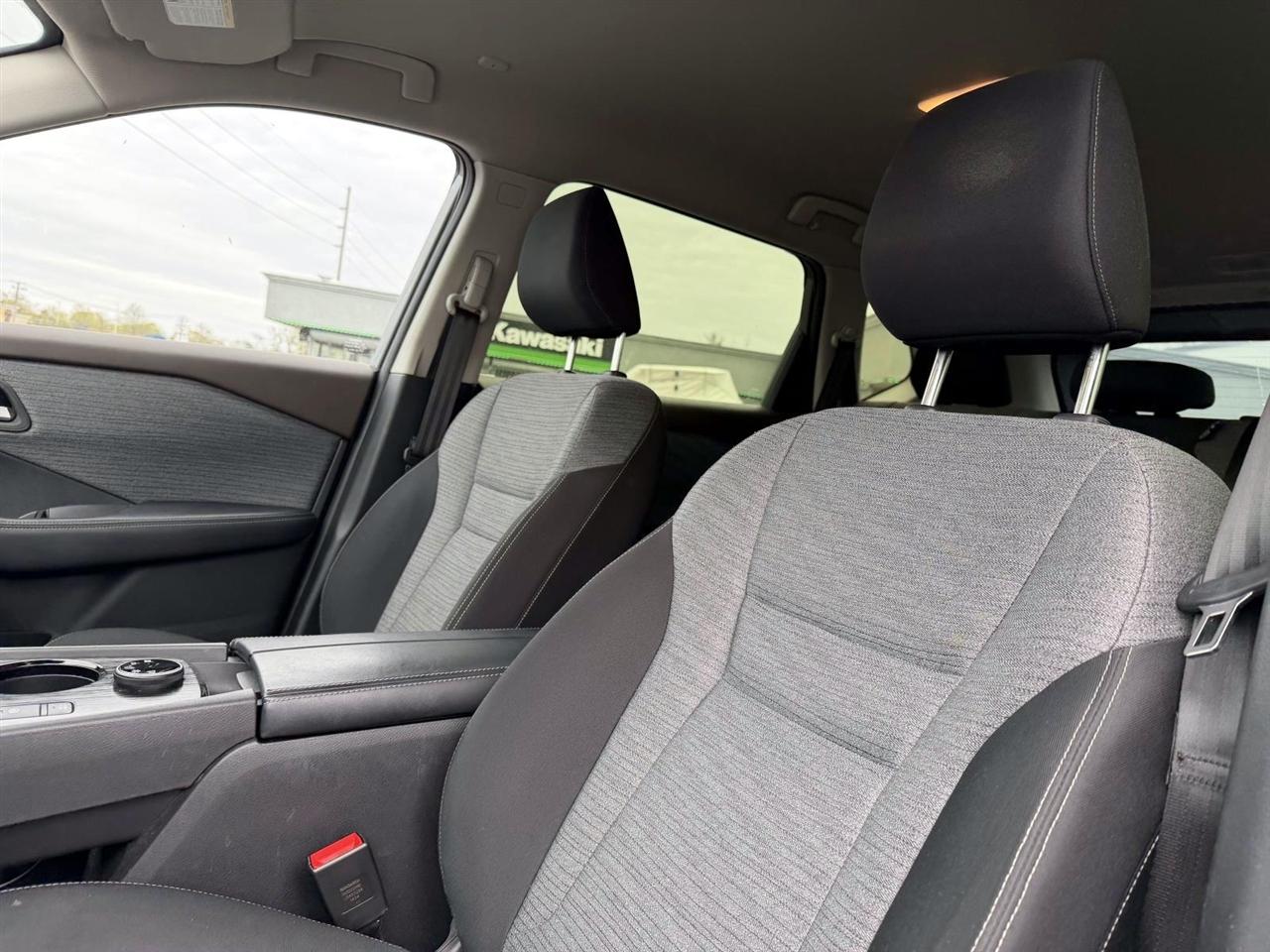 Nissan Rogue AWD SV 2023