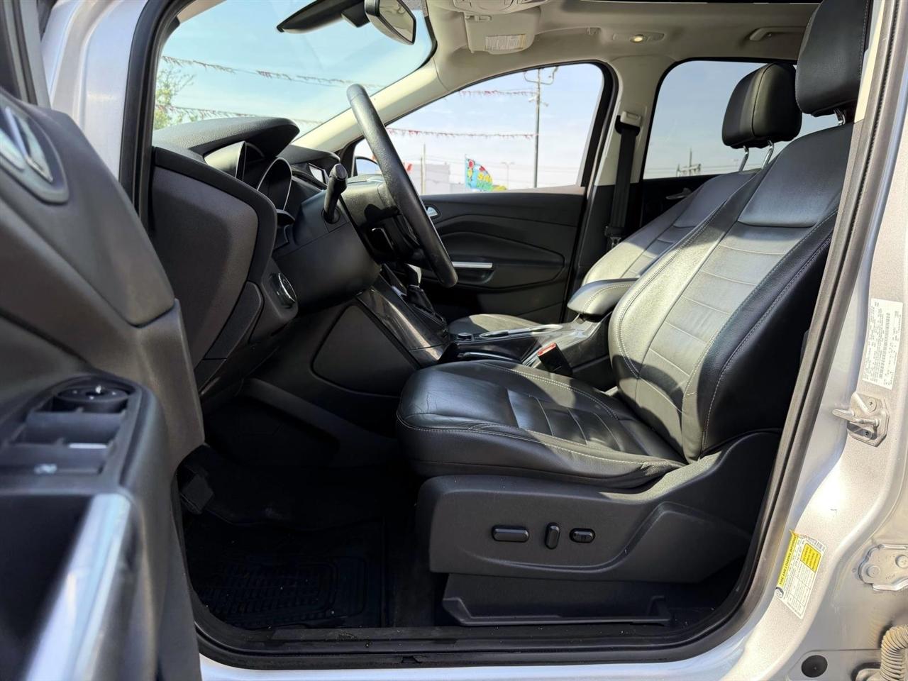 Ford Escape FWD 4dr Titanium 2014