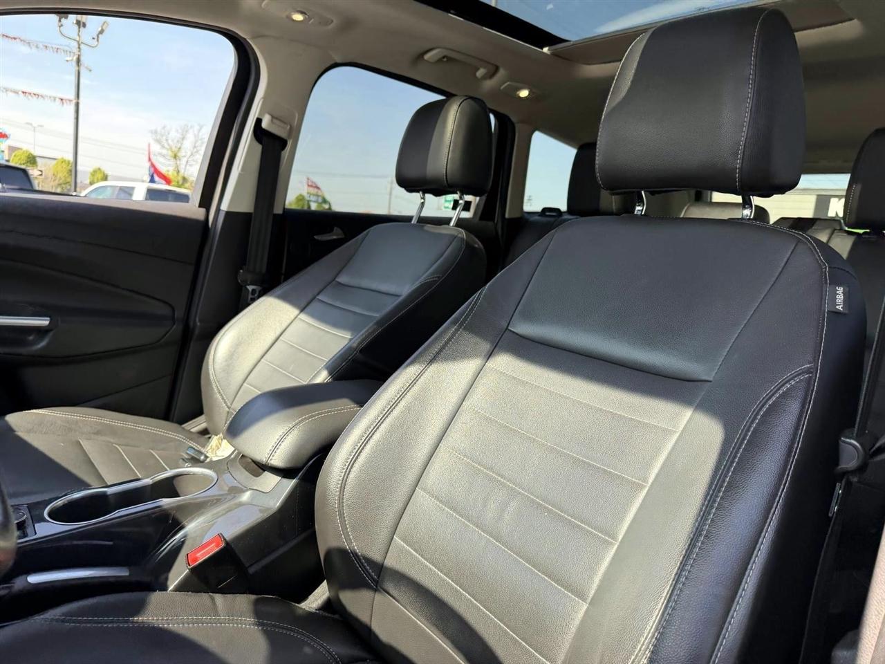 Ford Escape FWD 4dr Titanium 2014