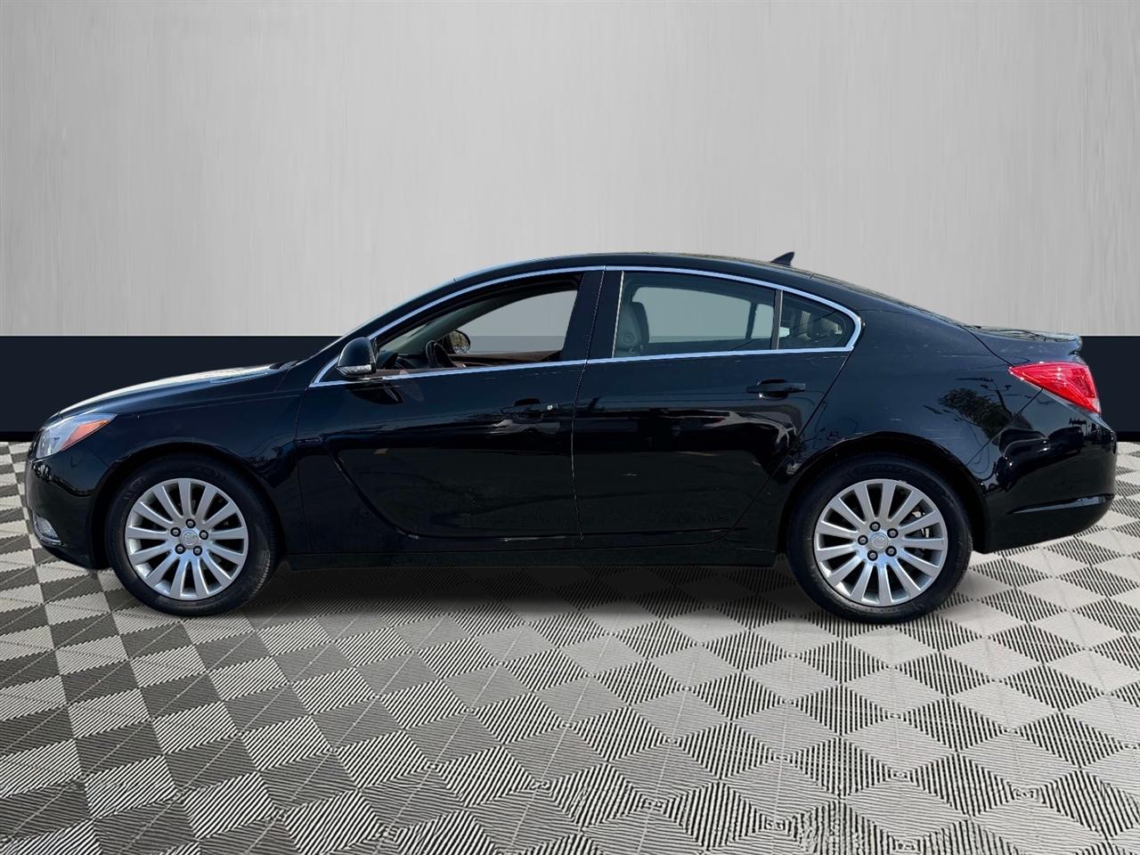 Buick Regal 4dr Sdn Base 2012