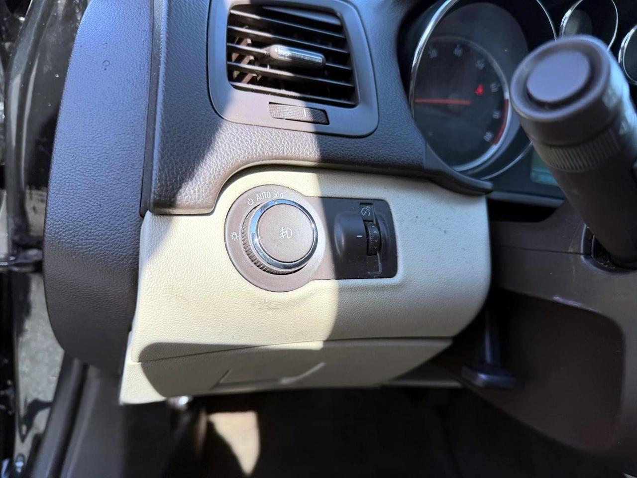 Buick Regal 4dr Sdn Base 2012
