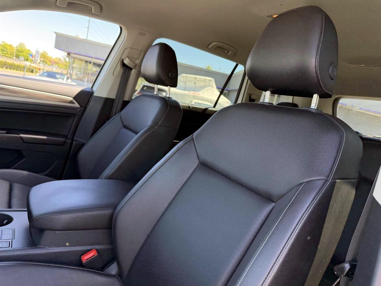 Volkswagen Atlas 3.6L V6 SE w/Technology 4MOTION 2019