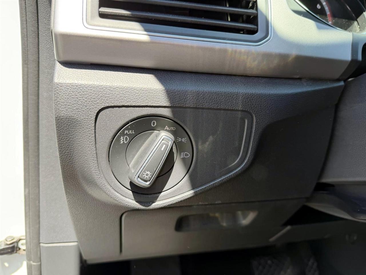 Volkswagen Atlas 3.6L V6 SE w/Technology 4MOTION 2019