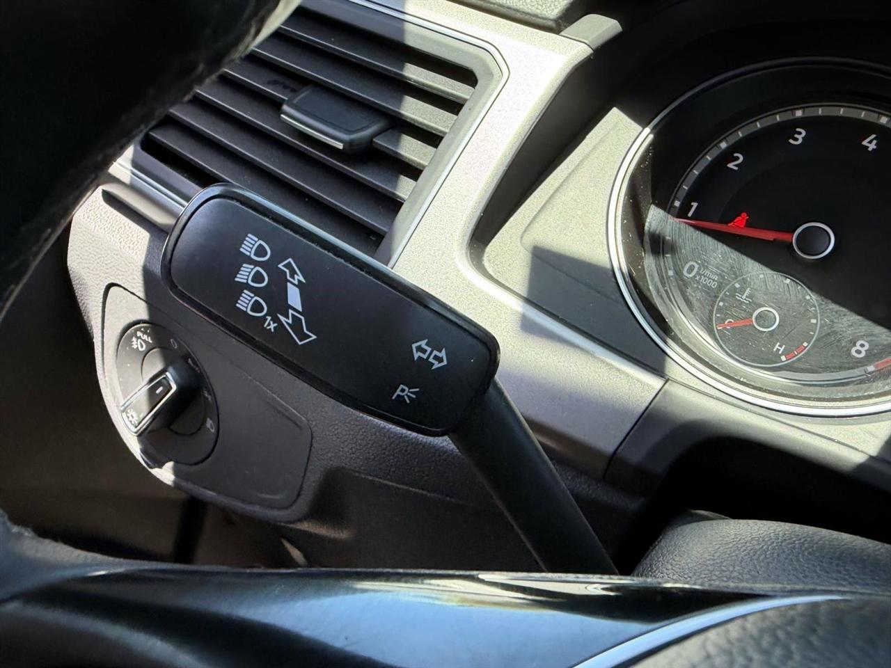 Volkswagen Atlas 3.6L V6 SE w/Technology 4MOTION 2019