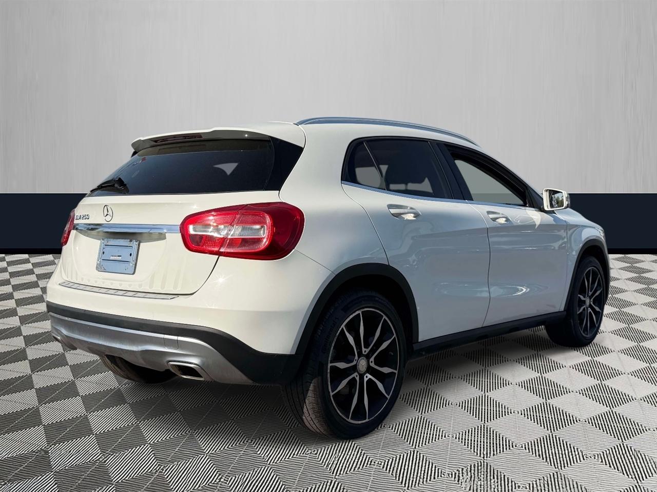 Mercedes-Benz GLA-Class FWD 4dr GLA 250 2015