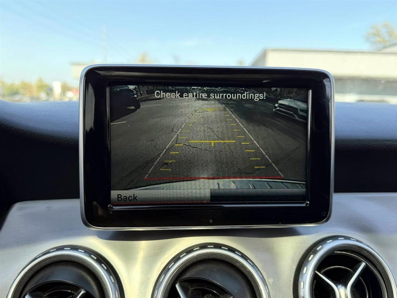 Mercedes-Benz GLA-Class FWD 4dr GLA 250 2015