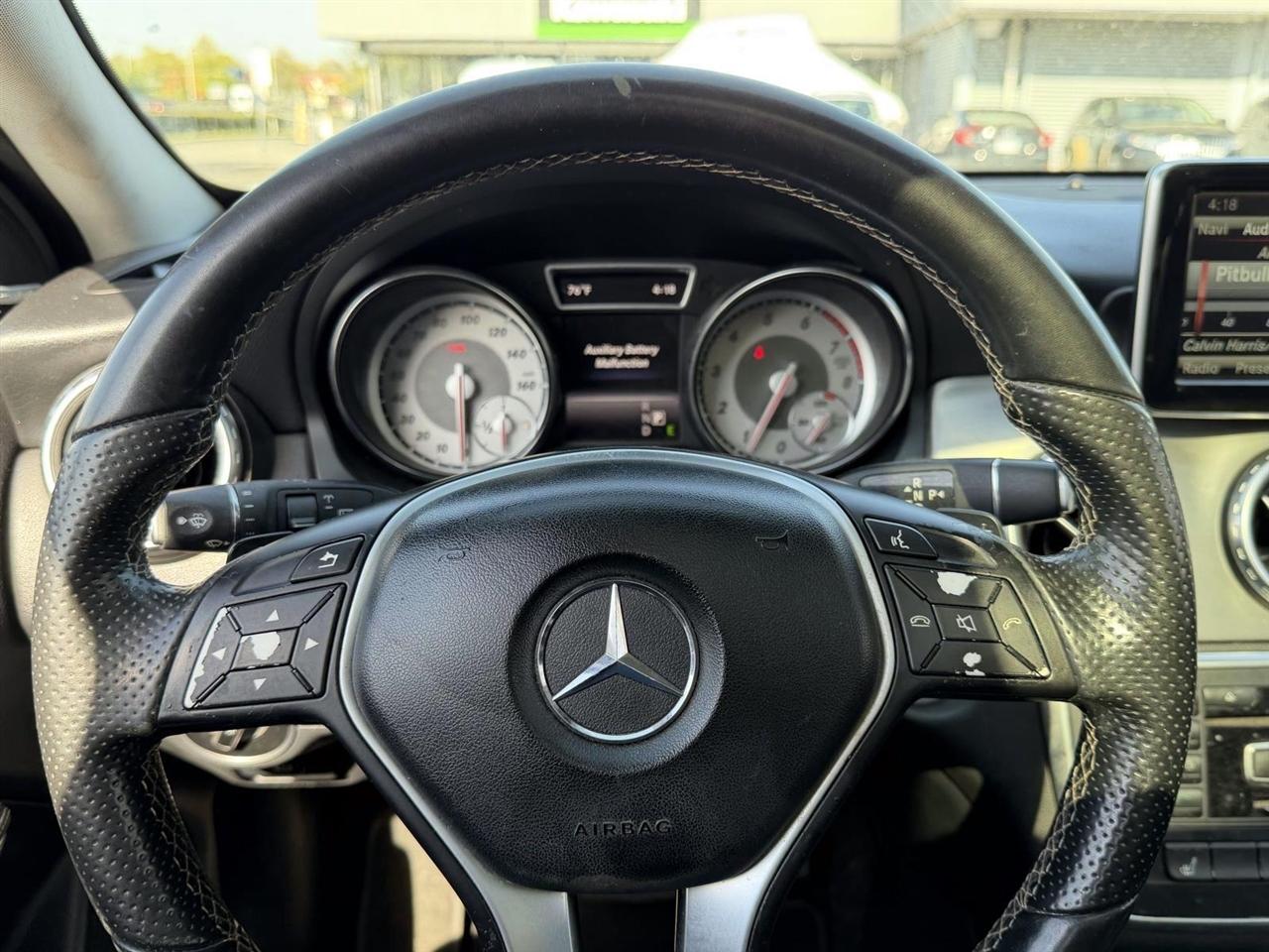 Mercedes-Benz GLA-Class FWD 4dr GLA 250 2015