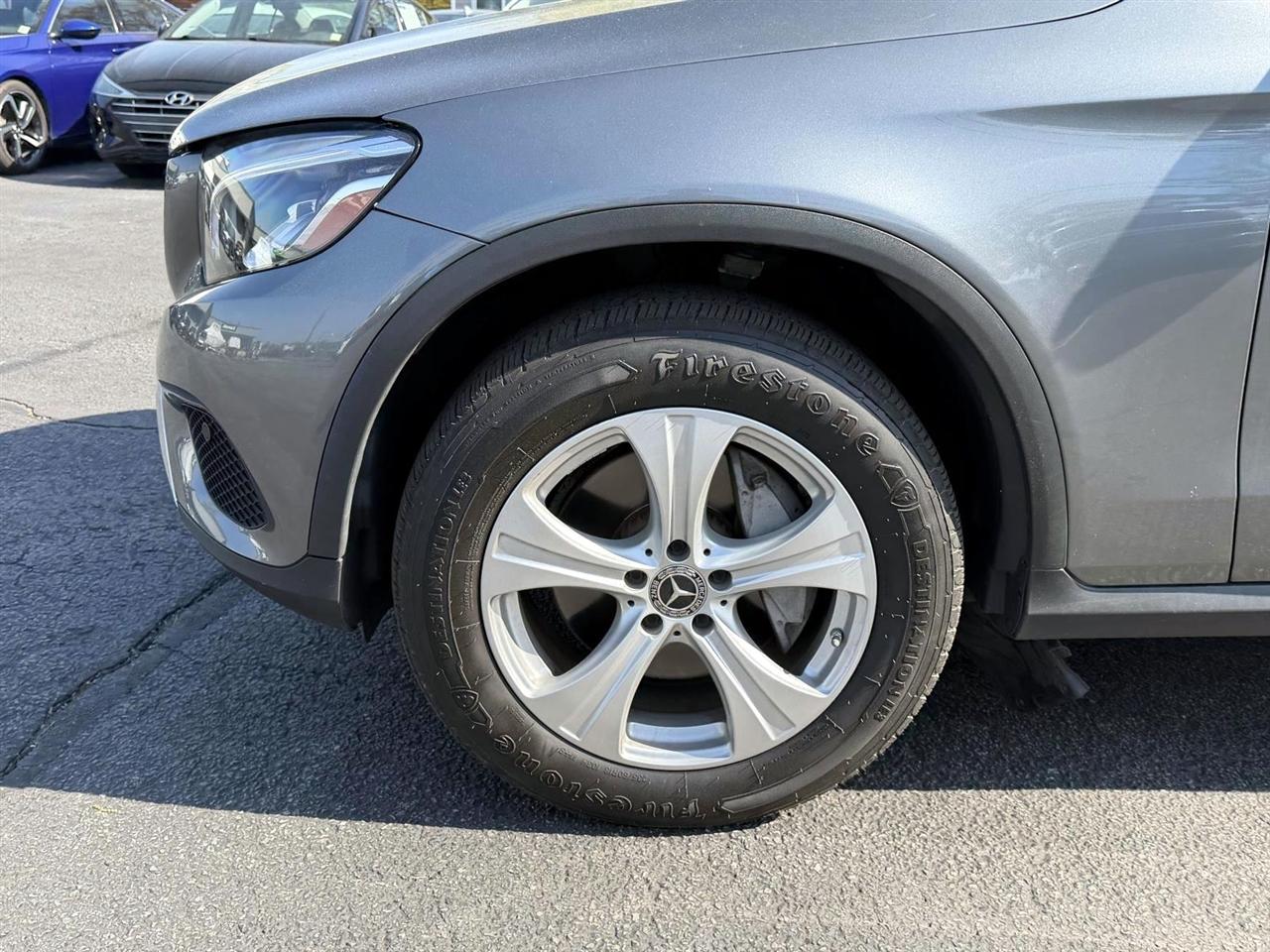 Mercedes-Benz GLC GLC 300 4MATIC SUV 2018