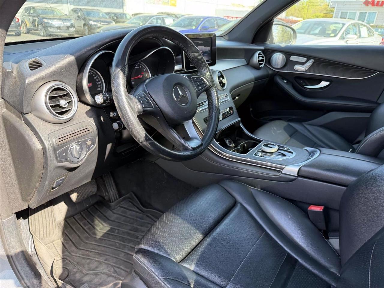 Mercedes-Benz GLC GLC 300 4MATIC SUV 2018