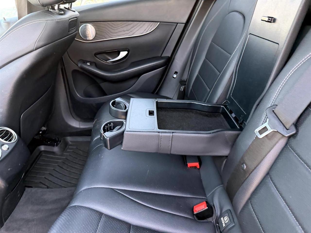 Mercedes-Benz GLC GLC 300 4MATIC SUV 2018