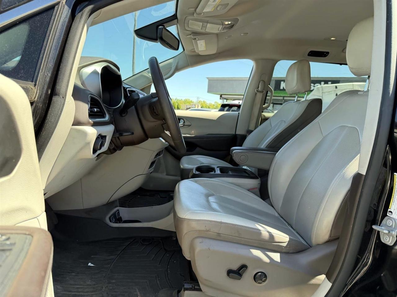 Chrysler Voyager LXI FWD 2021