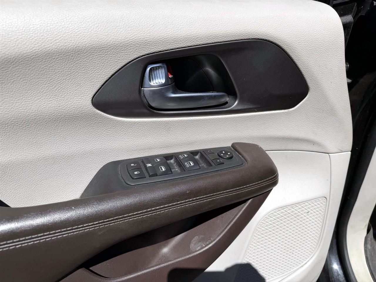 Chrysler Voyager LXI FWD 2021