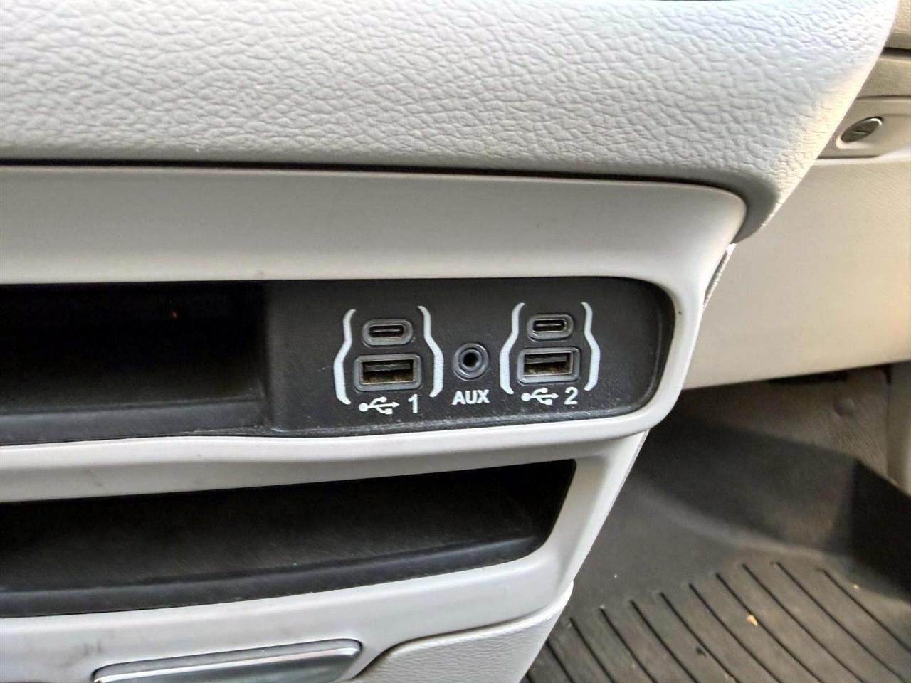 Chrysler Voyager LXI FWD 2021