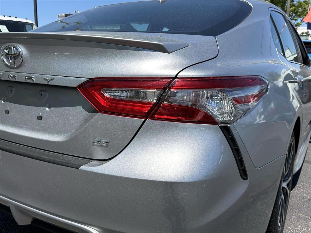 Toyota Camry XLE Auto (Natl) 2019