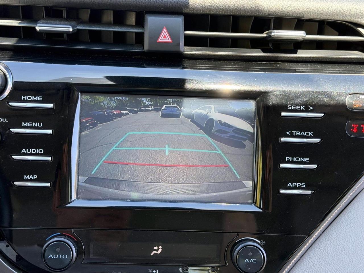 Toyota Camry XLE Auto (Natl) 2019