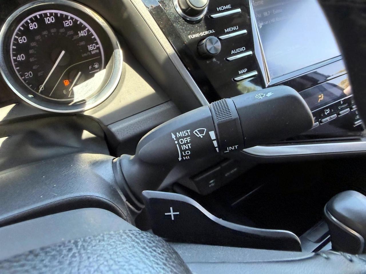 Toyota Camry XLE Auto (Natl) 2019