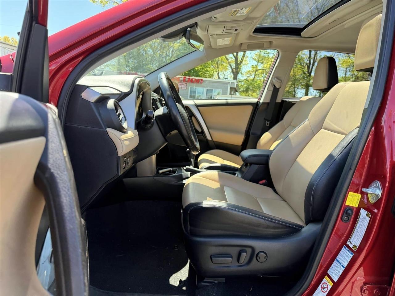 Toyota RAV4 AWD 4dr Limited (Natl) 2016