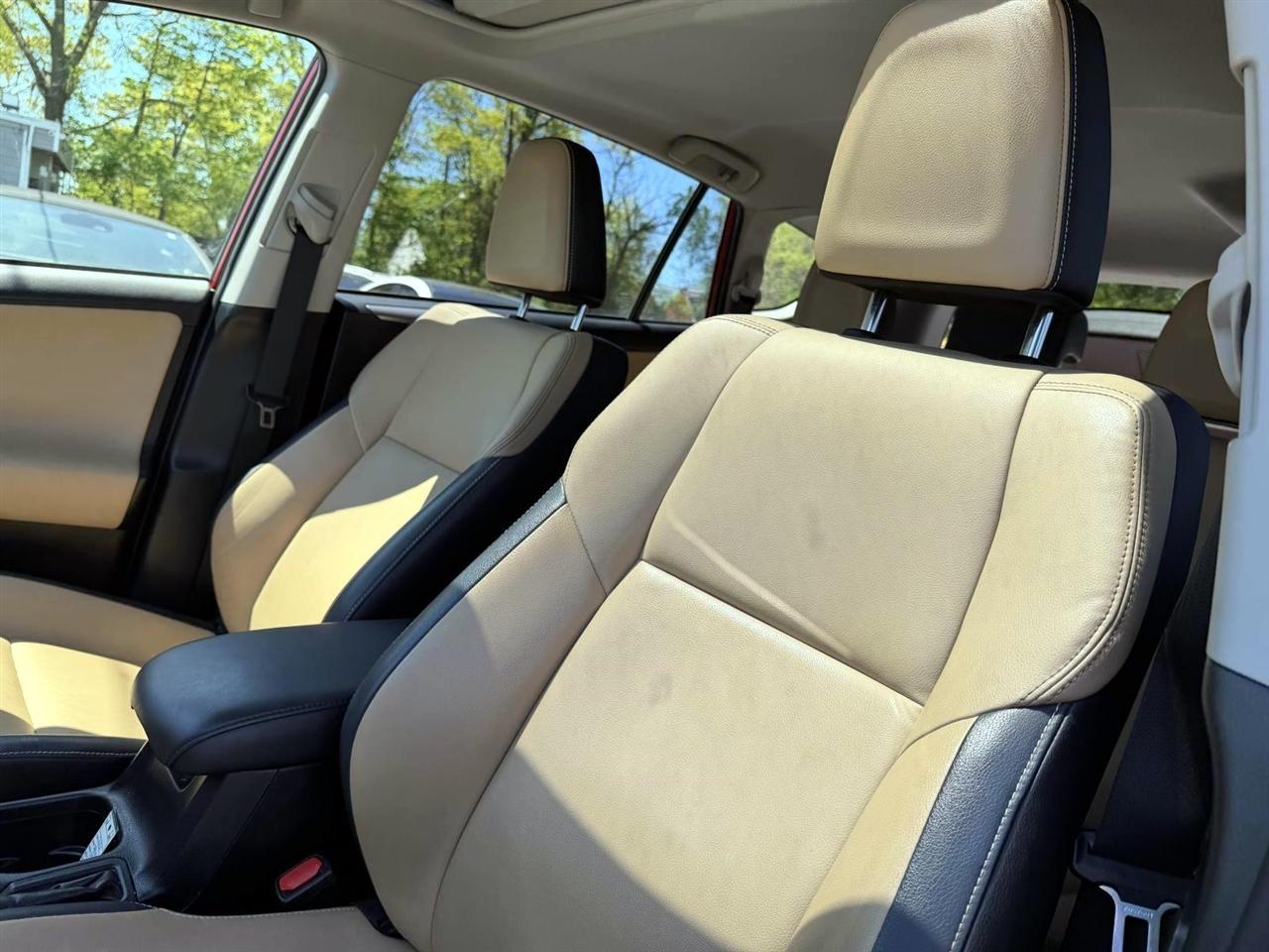 Toyota RAV4 AWD 4dr Limited (Natl) 2016