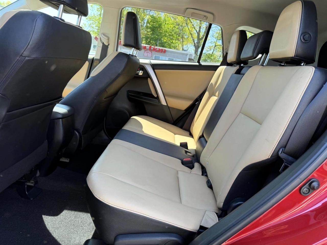 Toyota RAV4 AWD 4dr Limited (Natl) 2016