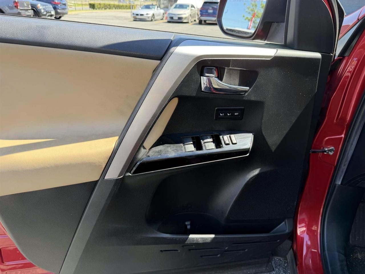 Toyota RAV4 AWD 4dr Limited (Natl) 2016