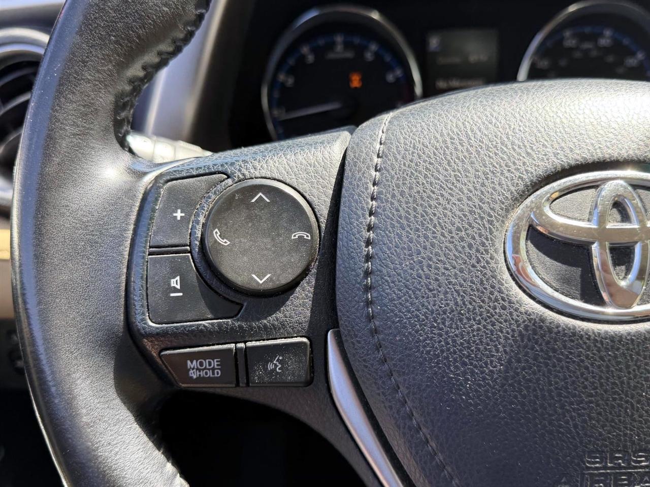 Toyota RAV4 AWD 4dr Limited (Natl) 2016