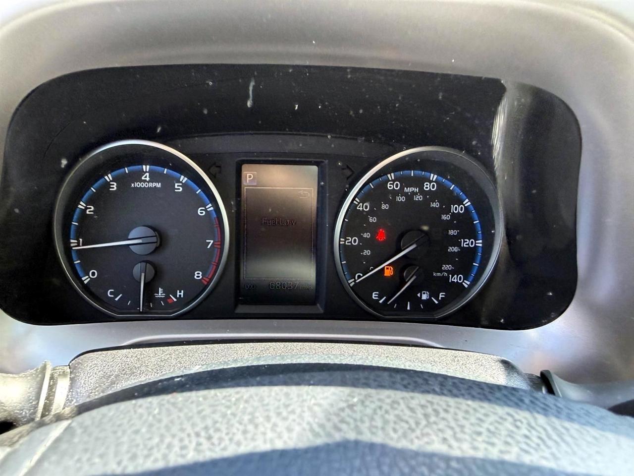 Toyota RAV4 LE AWD (Natl) 2018