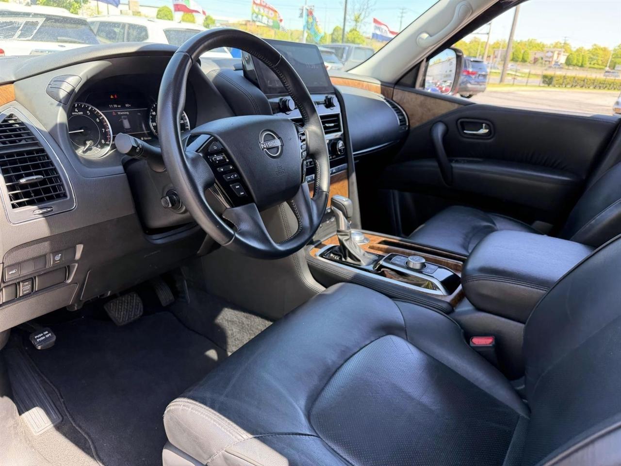 Nissan Armada 4x4 SL 2021