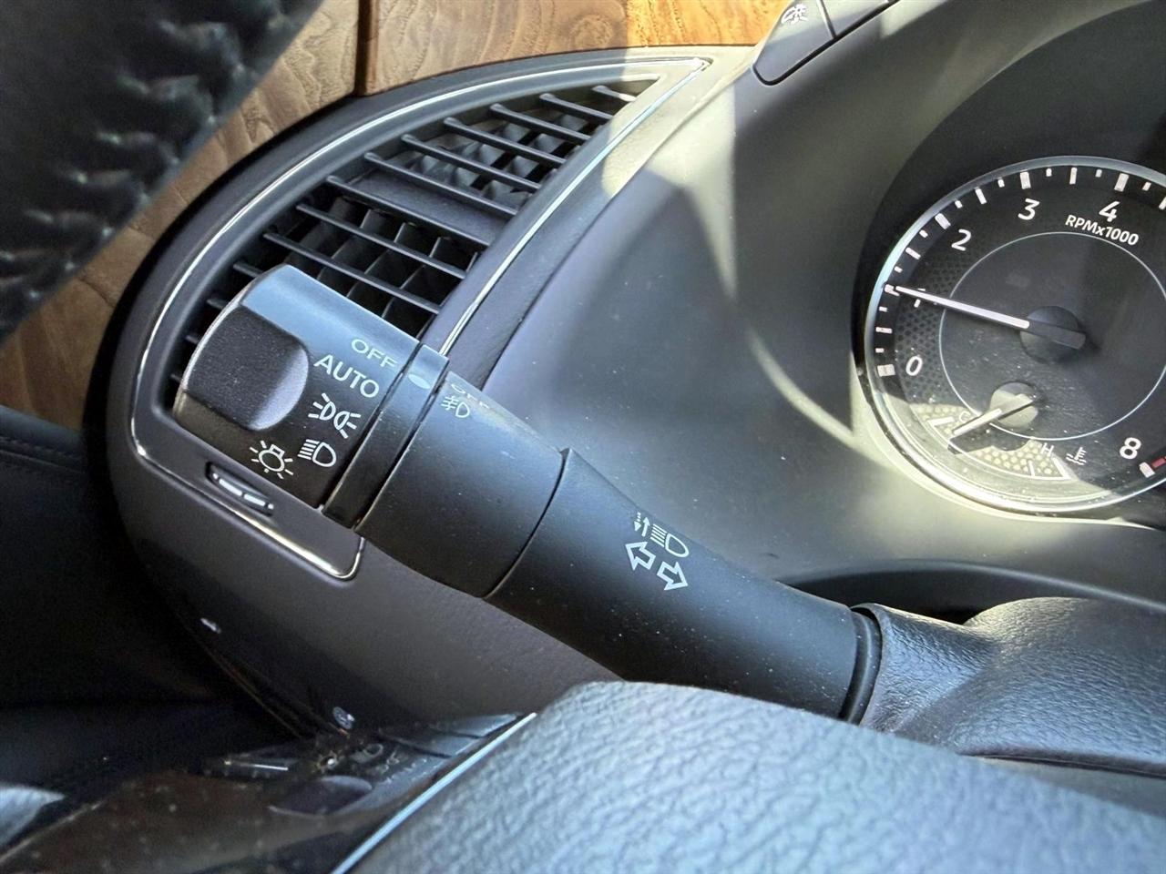 Nissan Armada 4x4 SL 2021