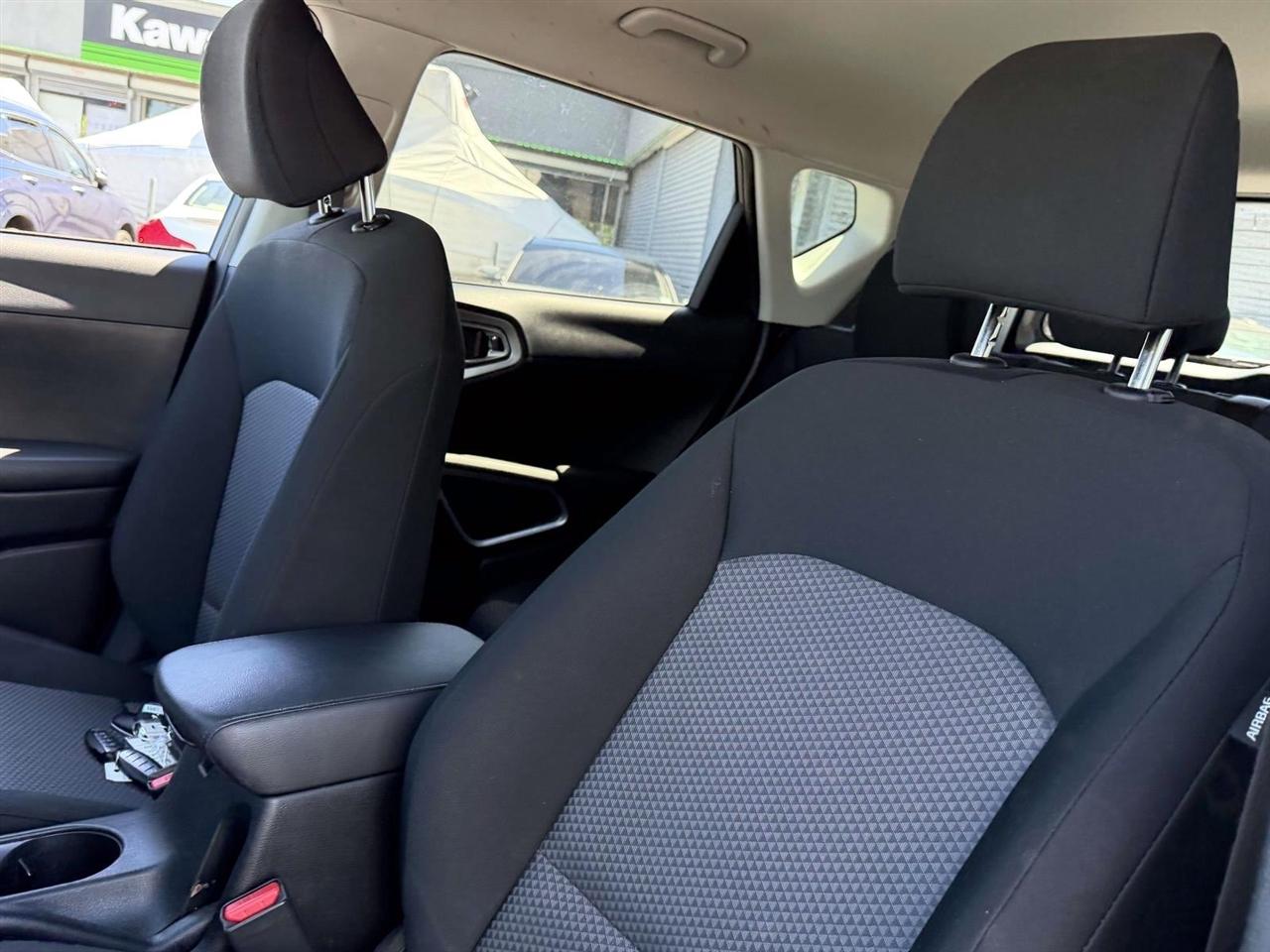 Kia Soul LX IVT 2024